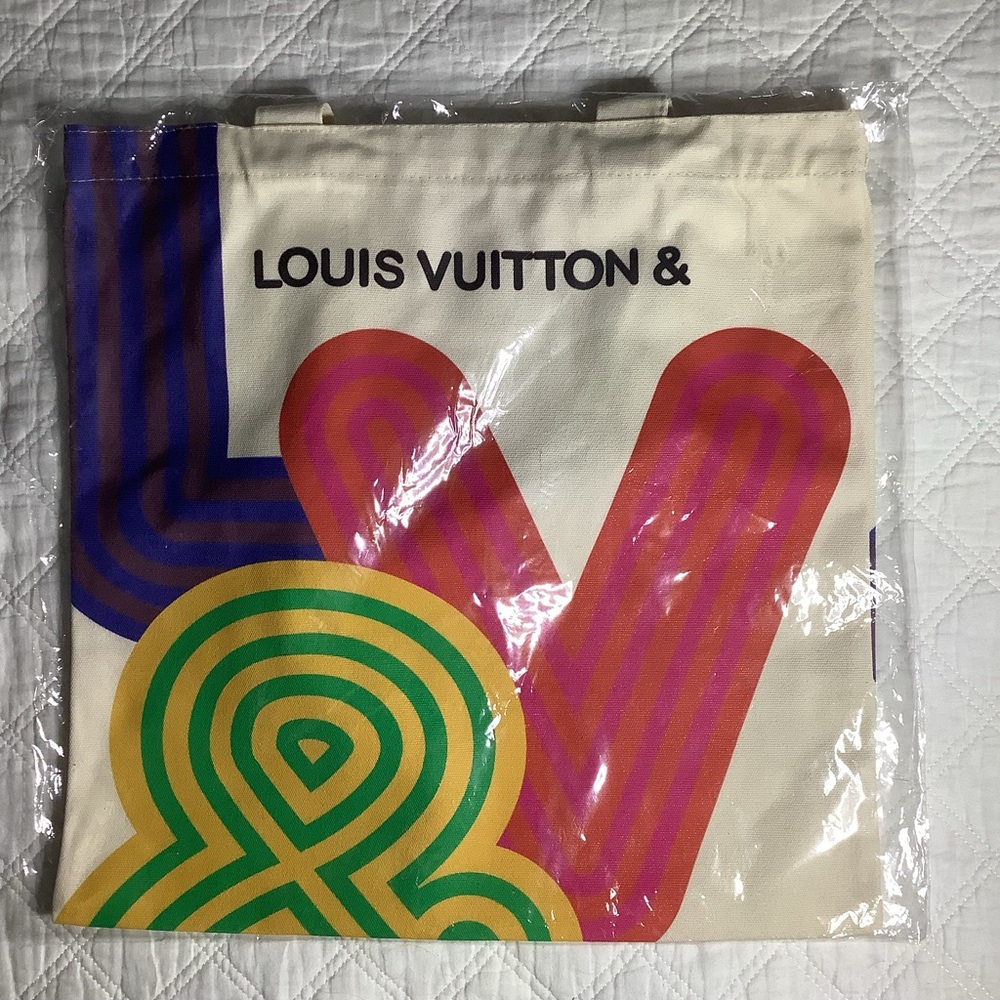 Louis Vuitton Tote